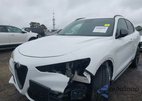 2020 Alfa Romeo Stelvio Rwd z USA, uszkodzony, nr VIN ZASPAJAN0L7C75625
